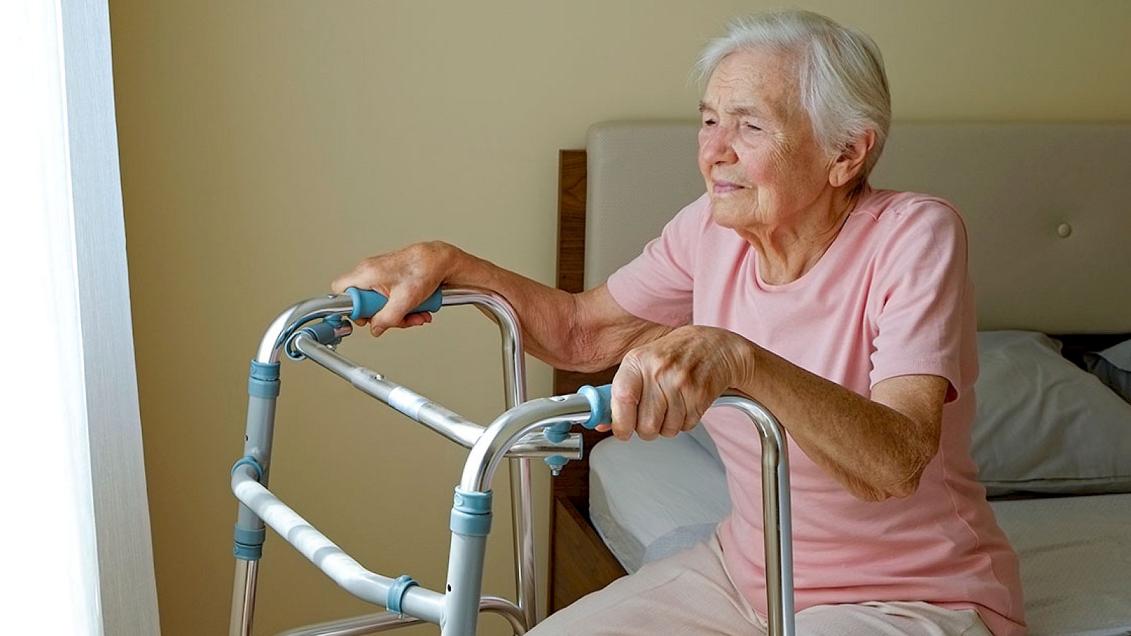 Wohnen im Alter: Umzug ins Pflegeheim!